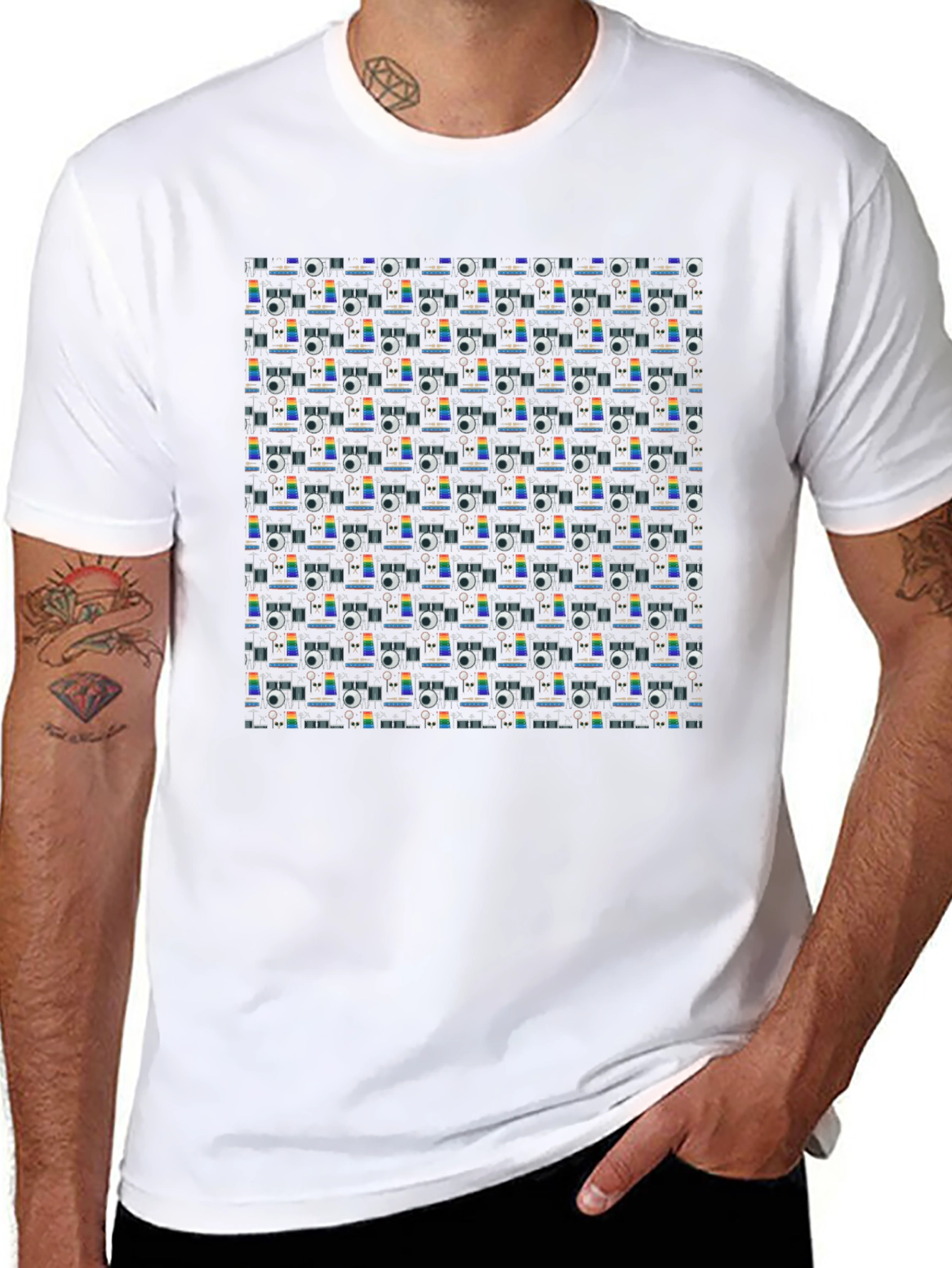 Retro Projector Patterned Black T-Shirt