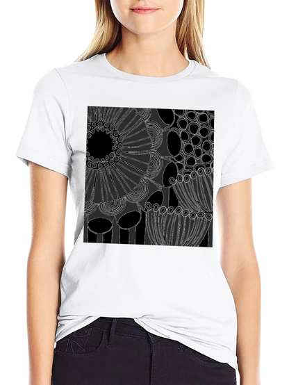 Abstract Art Graphic Tee - Modern Black T-Shirt