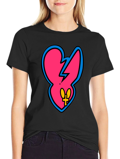 Edgy Pink Heart Graphic Tee - Casual Black T-Shirt