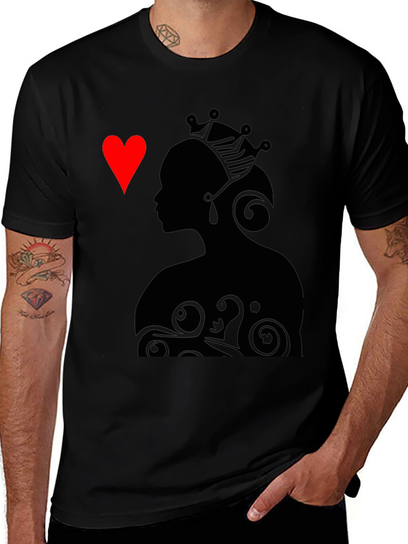 Queen of Hearts Graphic Tee - Stylish Black T-Shirt