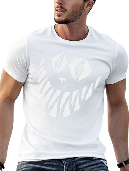 Creepy Cat Face Graphic Tee - Black Cotton T-Shirt