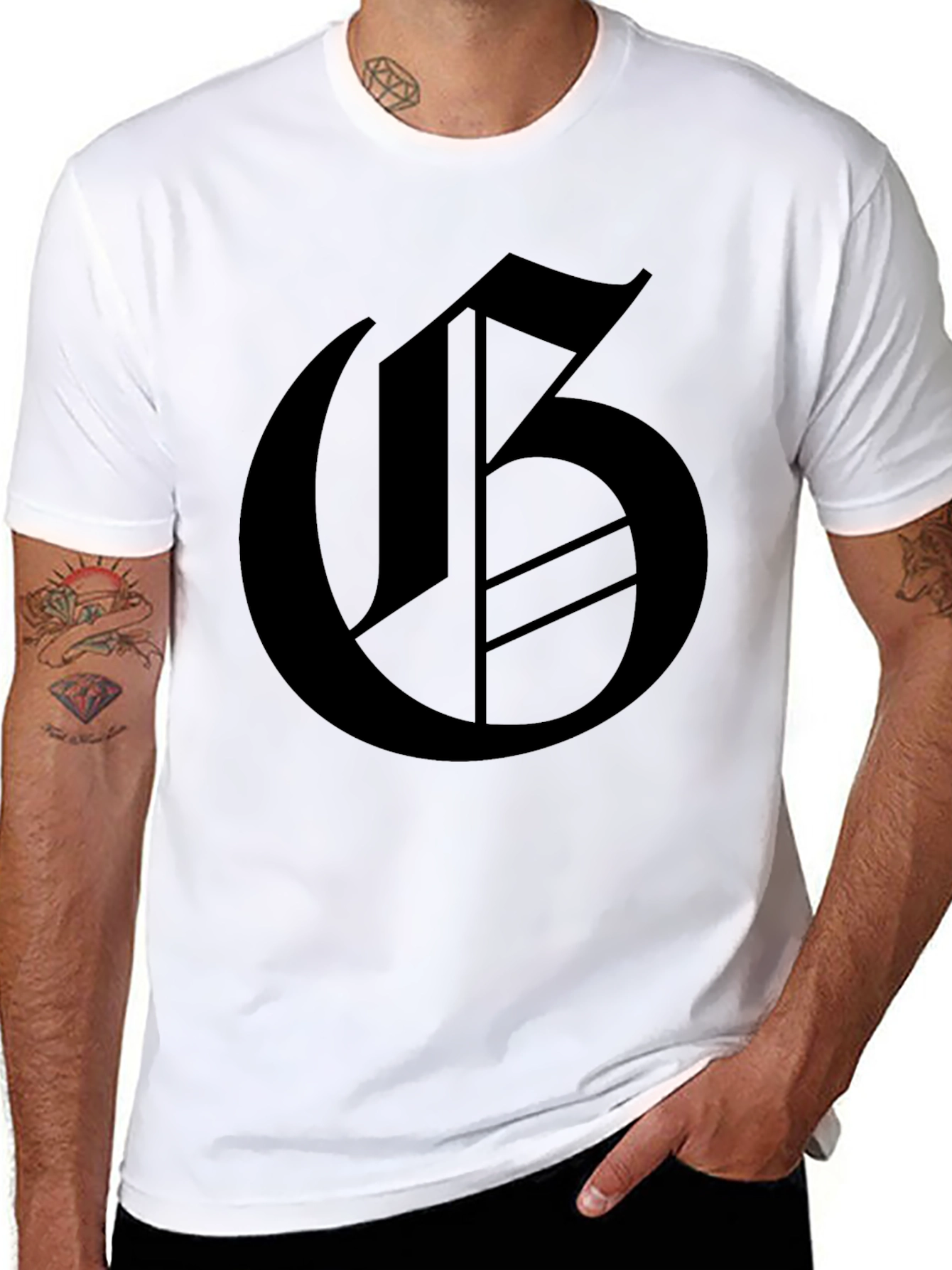 Gothic G Graphic Black T-Shirt