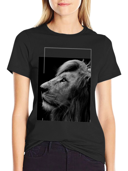 Black Lion Graphic Tee - Unisex Style