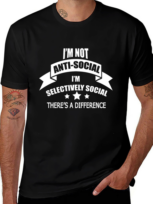 Im Selectively Social Graphic Tee