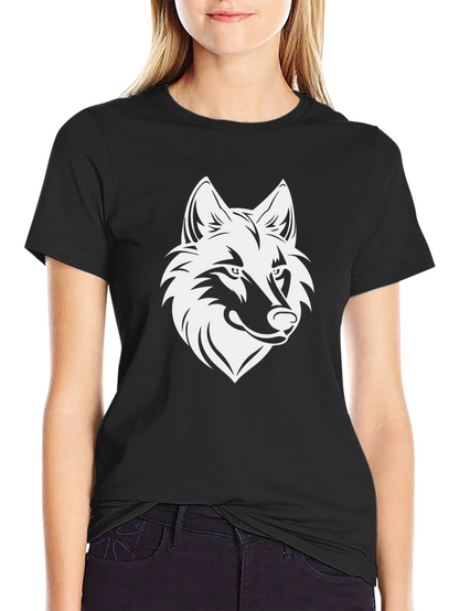 Black Wolf Graphic T-Shirt - Stylish Animal Design