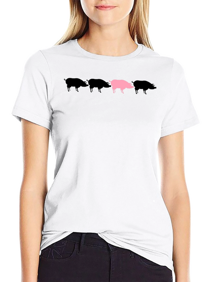 Stand Out Pig Graphic Tee - Black Cotton Shirt