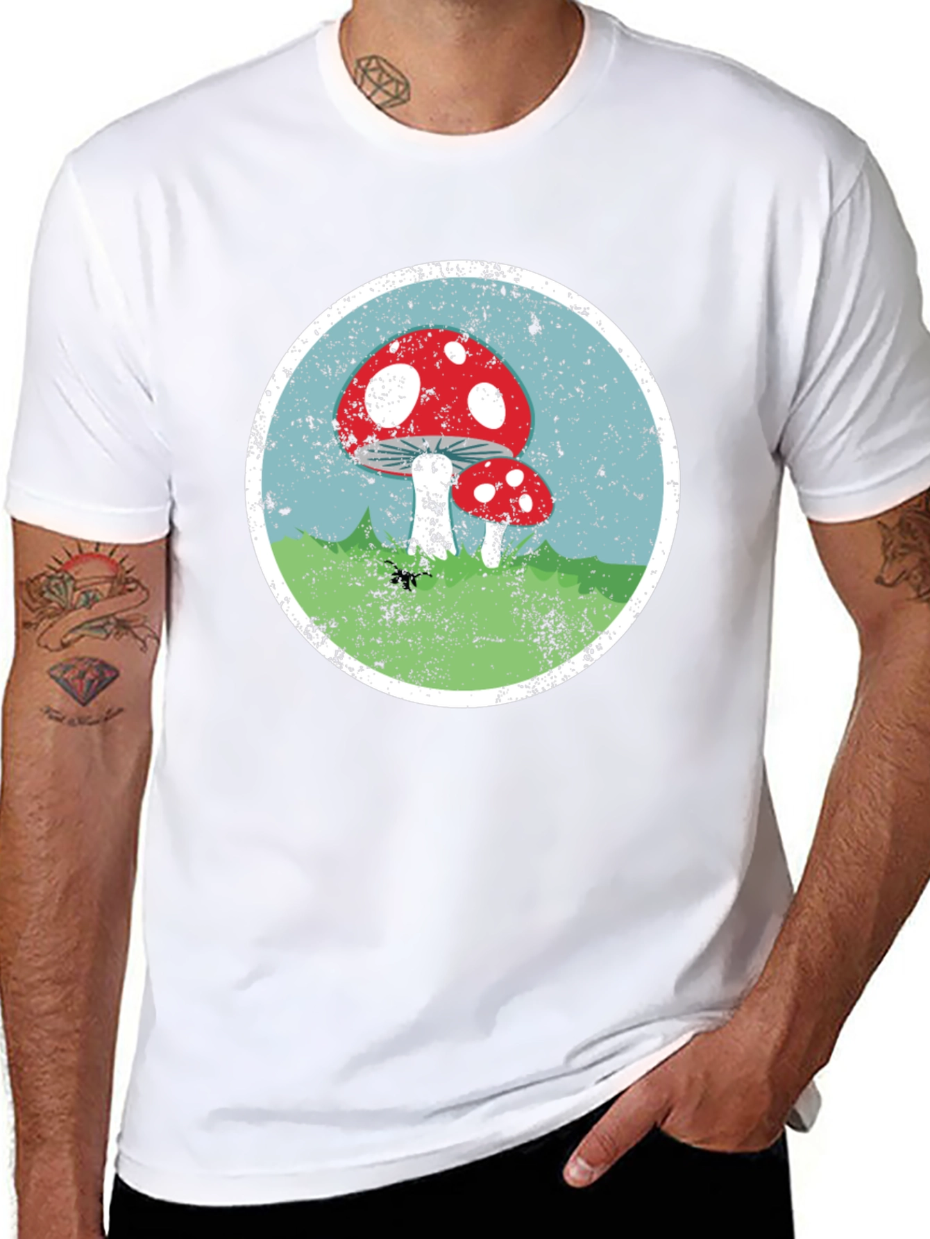Mushroom Circle Graphic Tee - Black