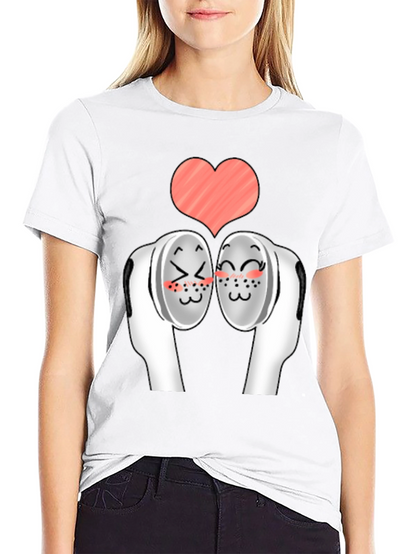 Cute Earbud Love T-Shirt