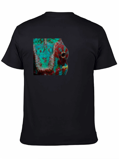Chameleon Close-Up Graphic T-Shirt
