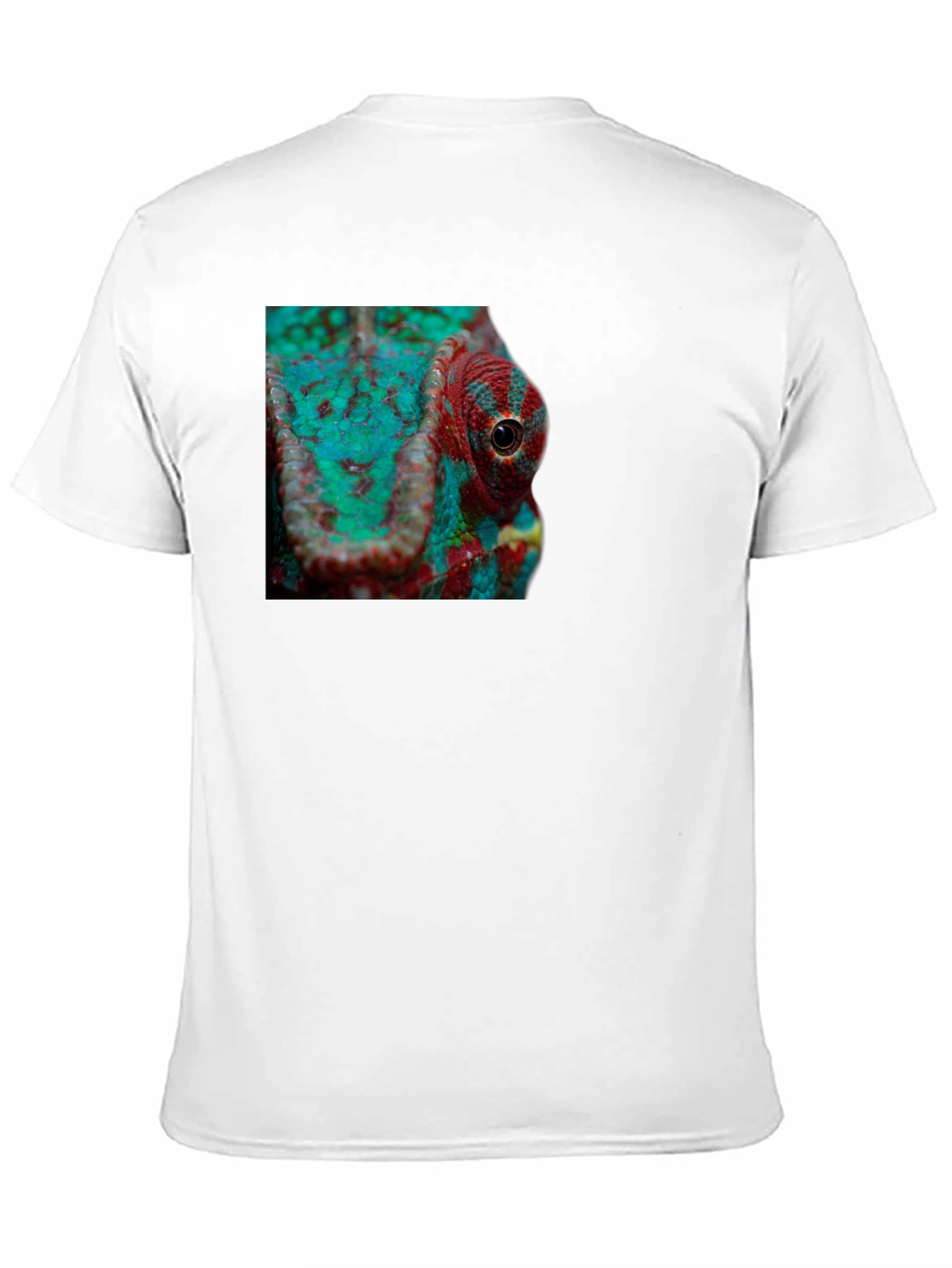 Chameleon Close-Up Graphic T-Shirt