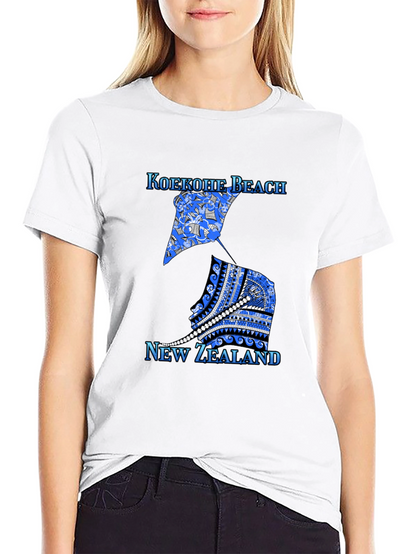 Koekohe Beach New Zealand Graphic Tee