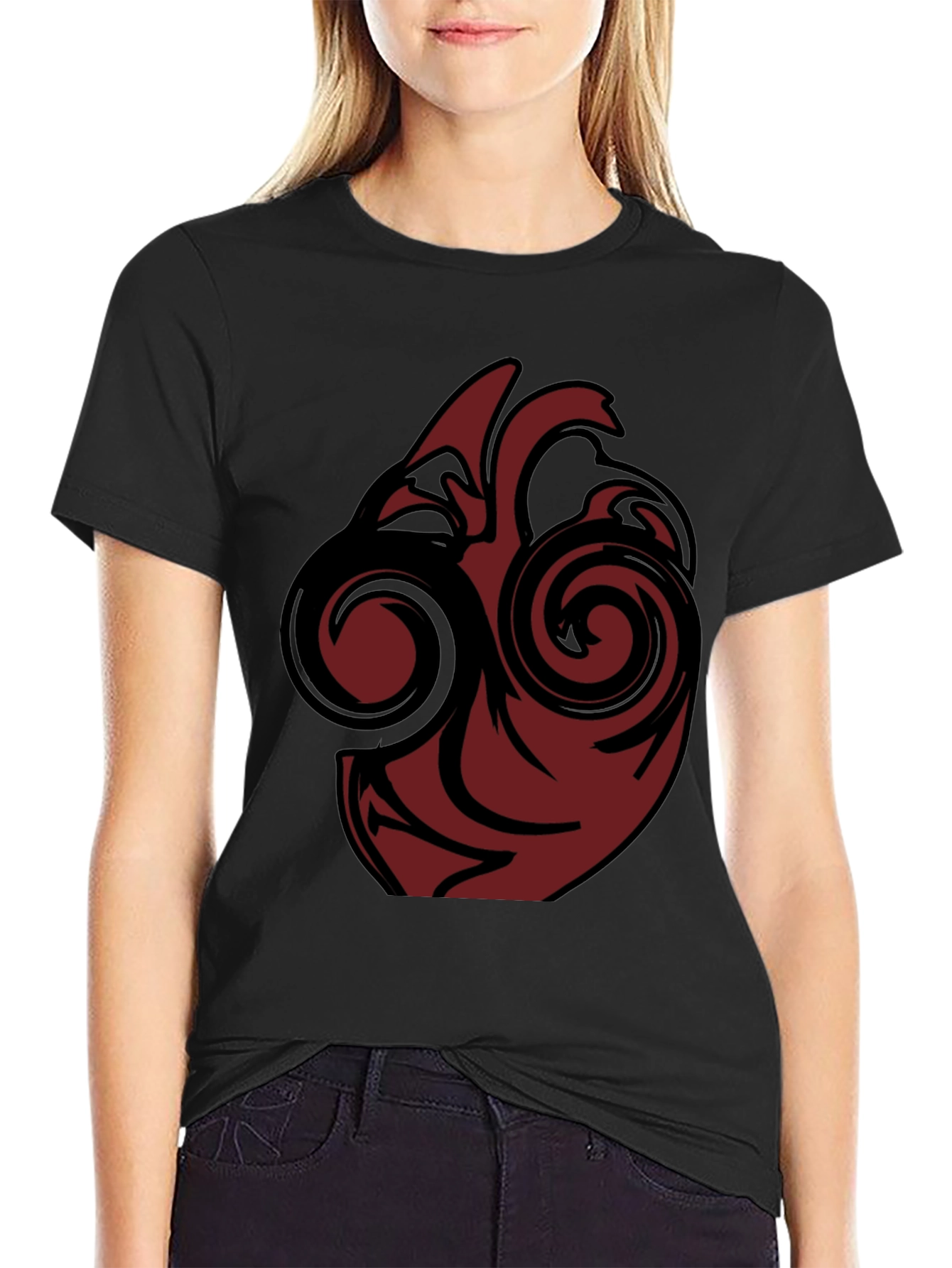 Modern Heart Graphic Tee - Stylish Comfort