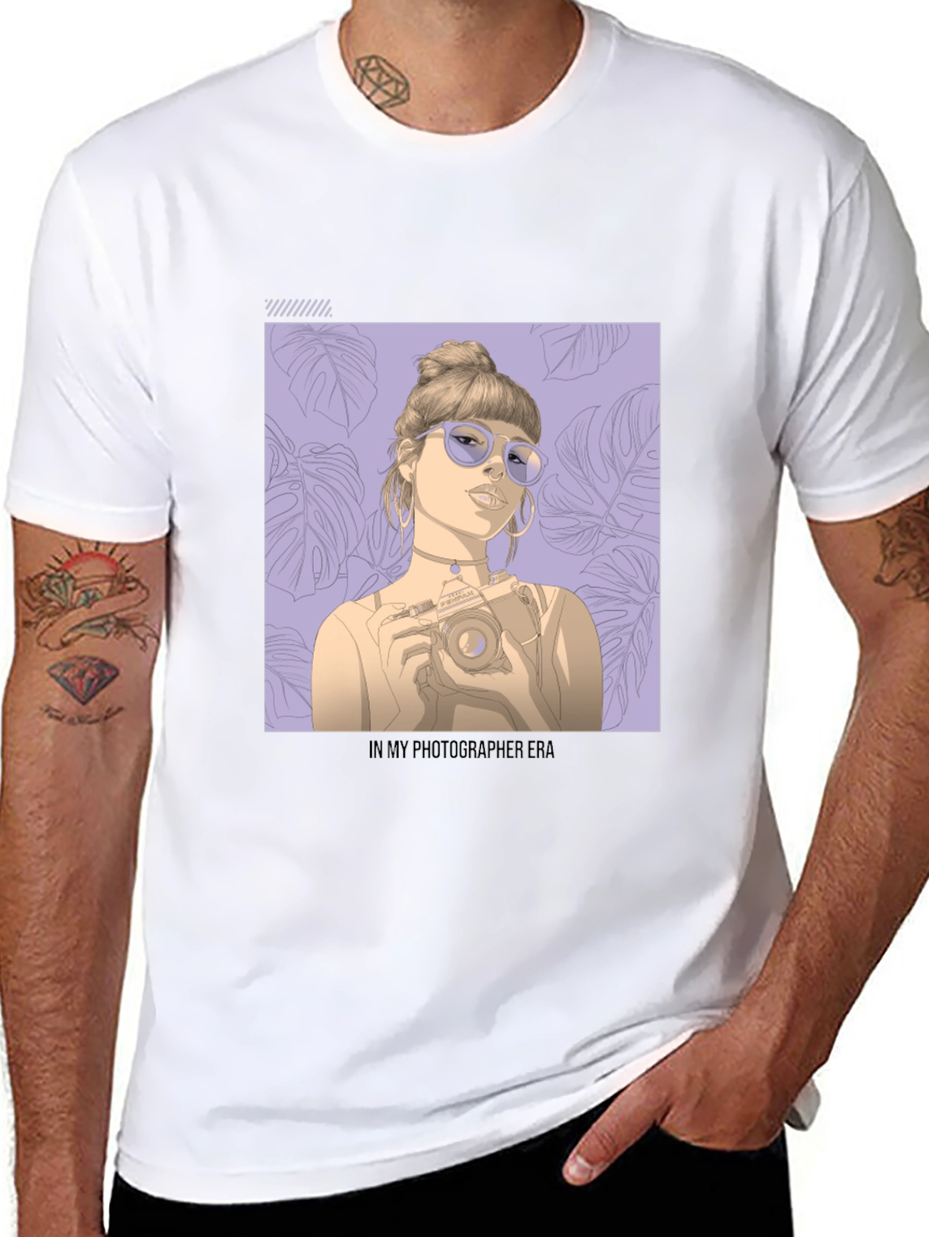 Photographer Era Graphic Tee - Stylish Unisex Black T-Shirt