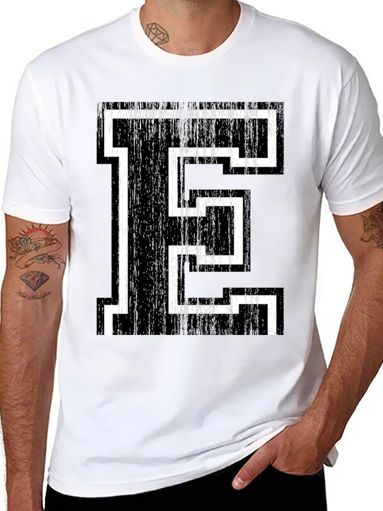Retro Letter E Graphic Tee - Black
