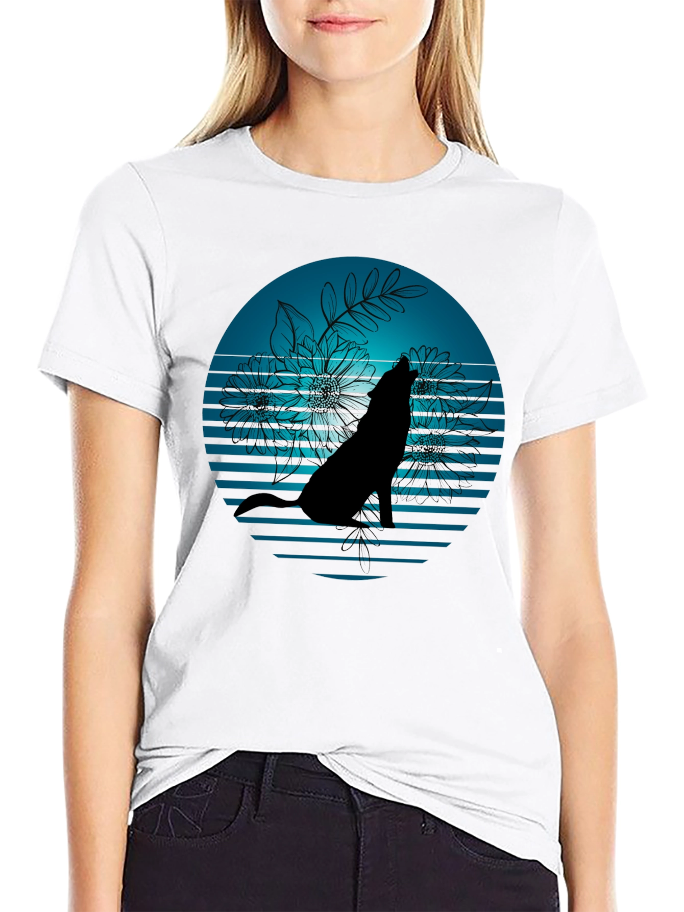 Wolf Silhouette Graphic Tee - Stylish Black T-Shirt