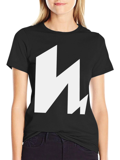 Bold Graphic Tee - Modern Design Black