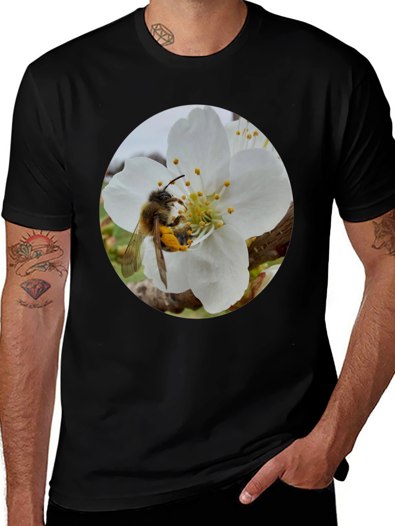 Bee on Blossom Black T-Shirt