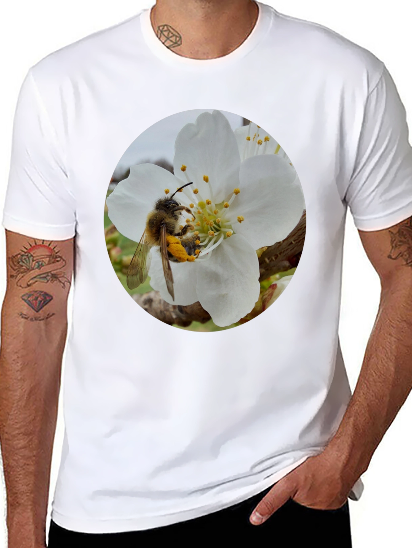 Bee on Blossom Black T-Shirt
